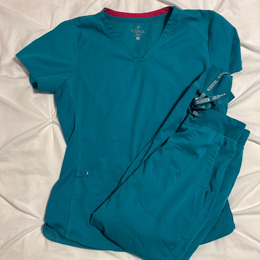 Med couture Teal Scrub Set